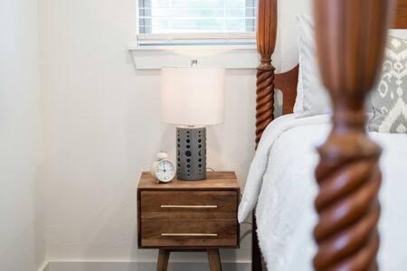 בנטונוויל The Warhol - Pet-Friendly Apartment מראה חיצוני תמונה
