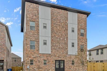 בנטונוויל The Warhol - Pet-Friendly Apartment מראה חיצוני תמונה