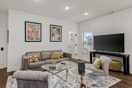 בנטונוויל The Warhol - Pet-Friendly Apartment מראה חיצוני תמונה